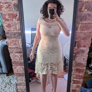 Cream Lace high-low bodycon dress